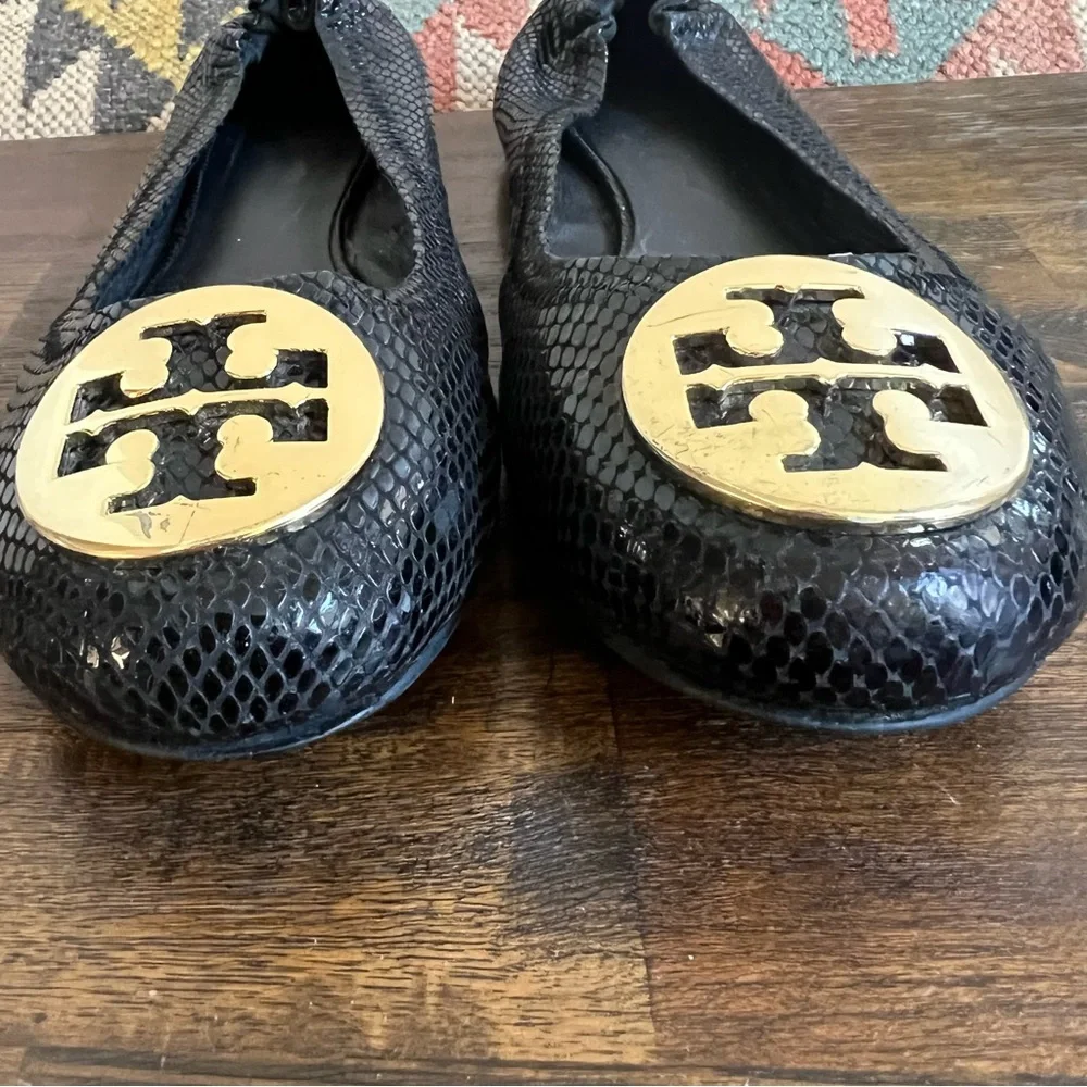 Tory Burch Reva Black Shiny textured Leather Ballet Flats US8